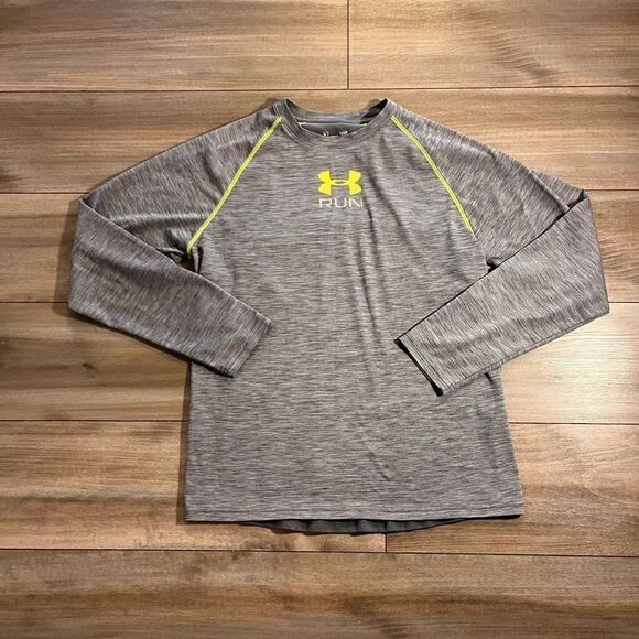 ‎Under Armour Grey Athletic Workout Shirt Men Large Bin L-64 - Picture 1 of 4